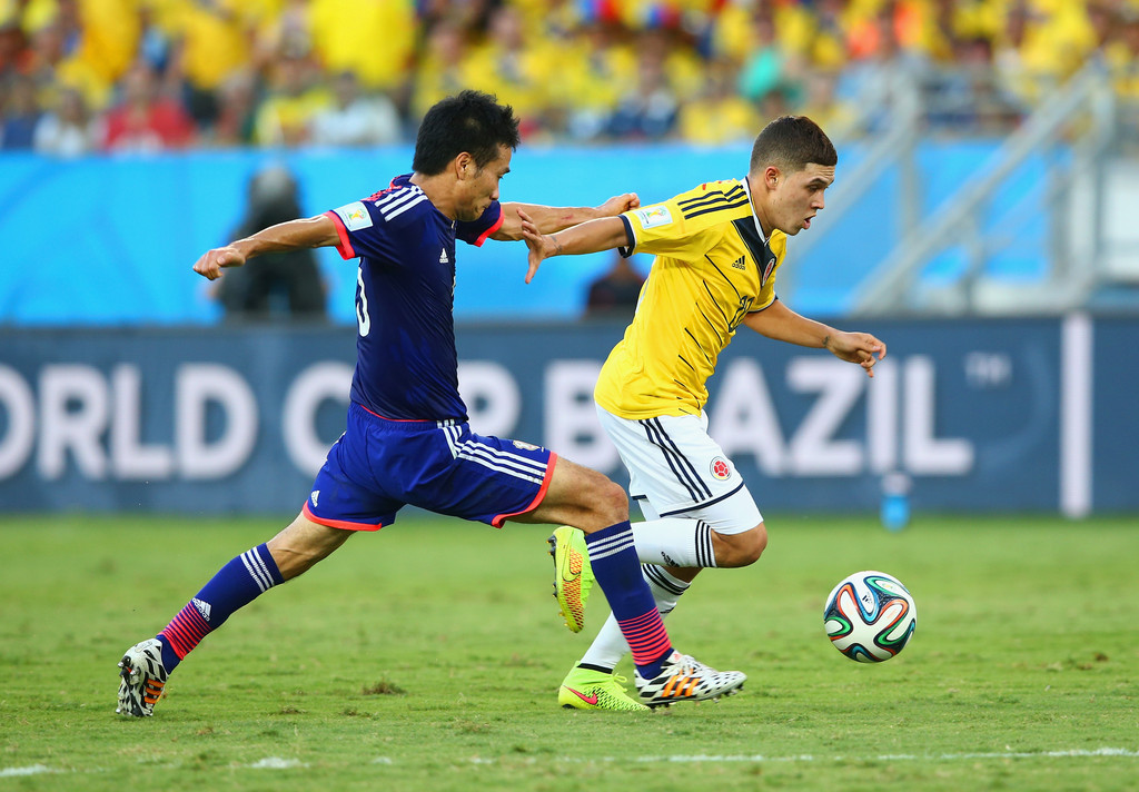 布里兰联主场迎战江原FC，双方均实力强劲，预计战成1：1或2：1。（布里兰联主场迎江原FC，强强对决看好1：1或2：1）