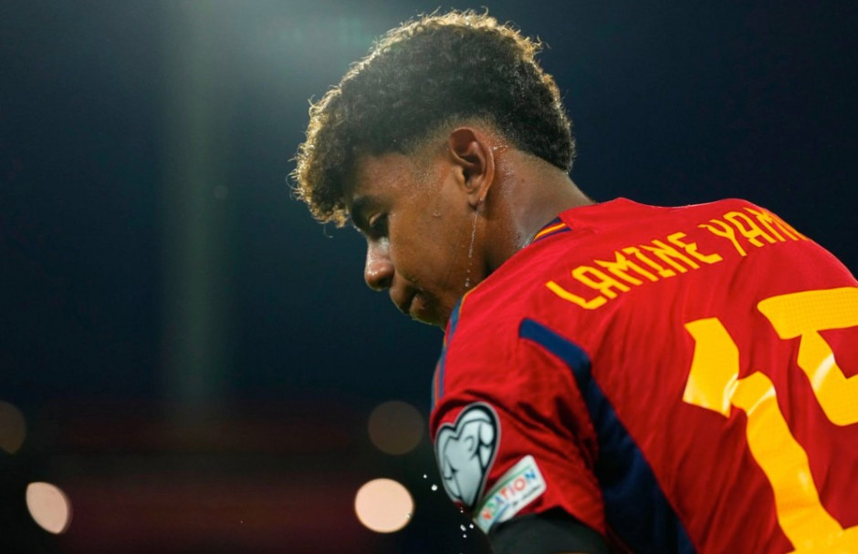 西甲：皇马主场3-0击败皇家贝蒂斯（西甲：皇马主场三球完胜皇家贝蒂斯）