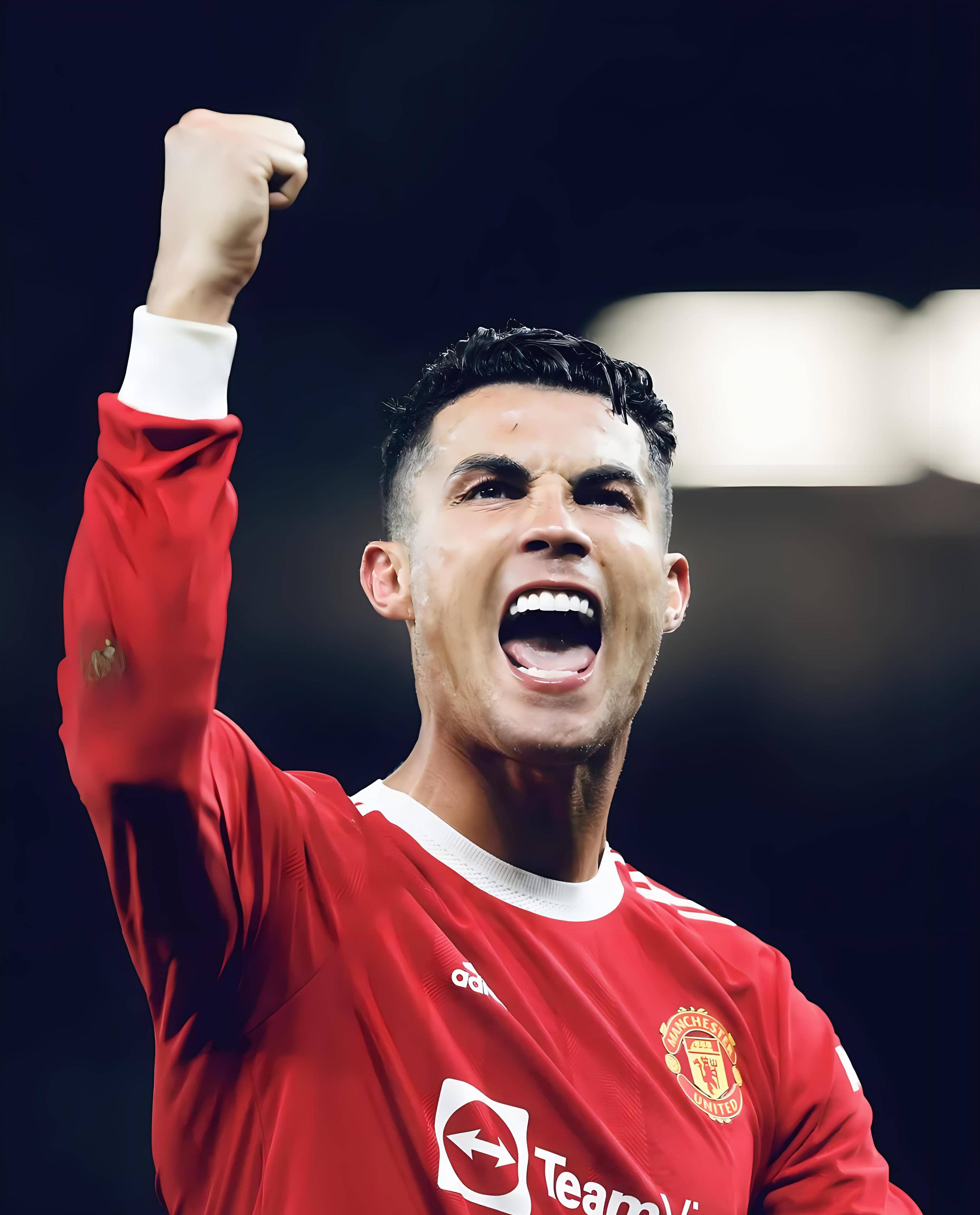 受伤的彭啸进入战上海U20的替补席，此前球员遭遇韧带损伤（曾遭韧带损伤，彭啸进入对阵上海U20之战替补席）