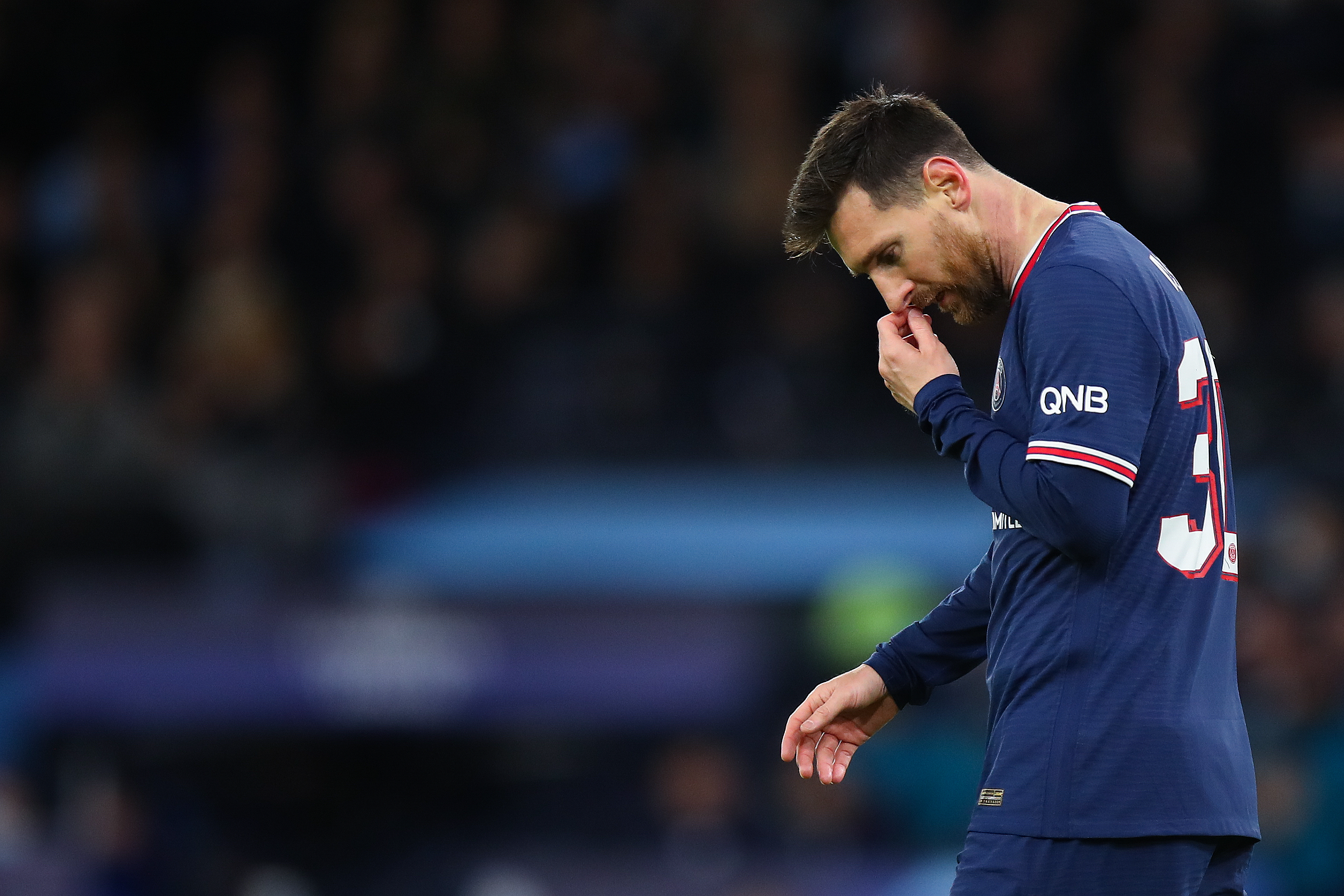 杜篮德关键投篮稳定命中（杜篮德关键球稳稳命中）