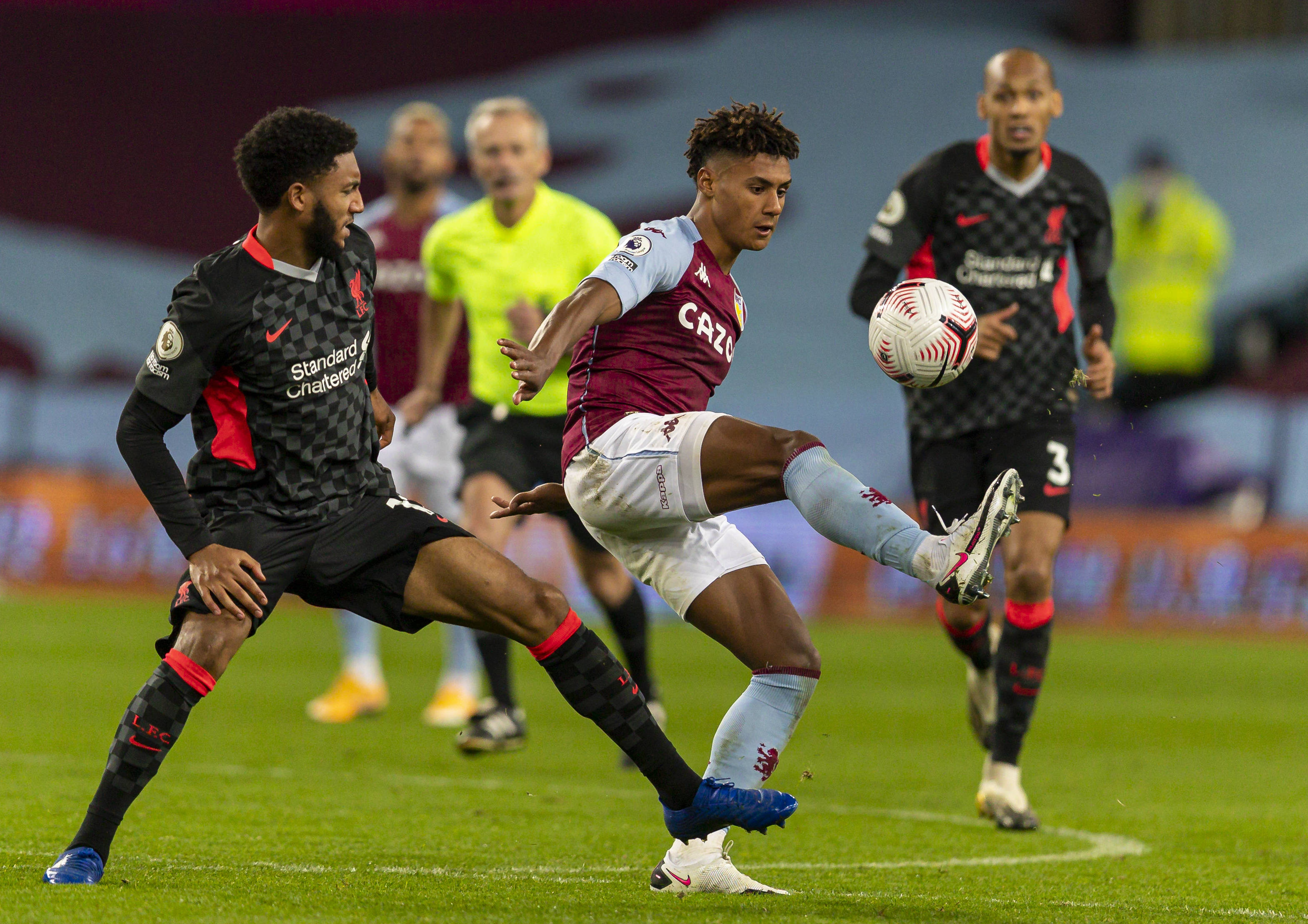 18个失误！乌度卡：中场时我强调过要保护球，结果下半场更糟（18次失误！乌度卡无奈：中场强调保护球，下半场反而更差）