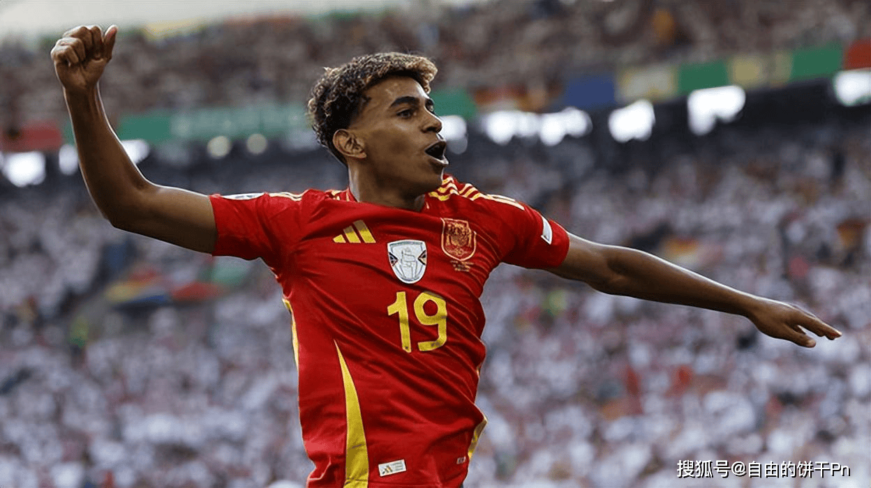 亚特兰大4-0十人热那亚晋级意杯8强，吉姆西蒂、德容恩破门（亚特兰大4-0大胜少一人热那亚挺进意杯八强，吉姆西蒂与德容恩建功）